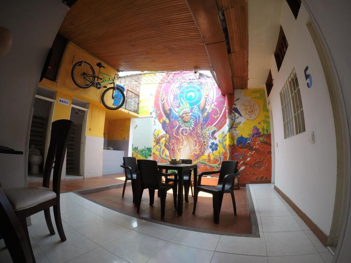 Backpackers And Travellers Hostel Нейва Екстер'єр фото
