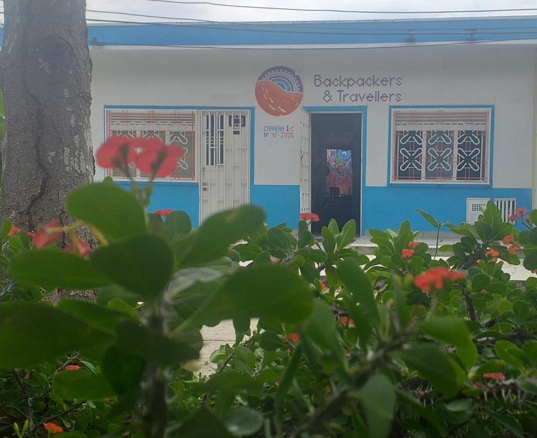 Backpackers And Travellers Hostel Нейва Екстер'єр фото