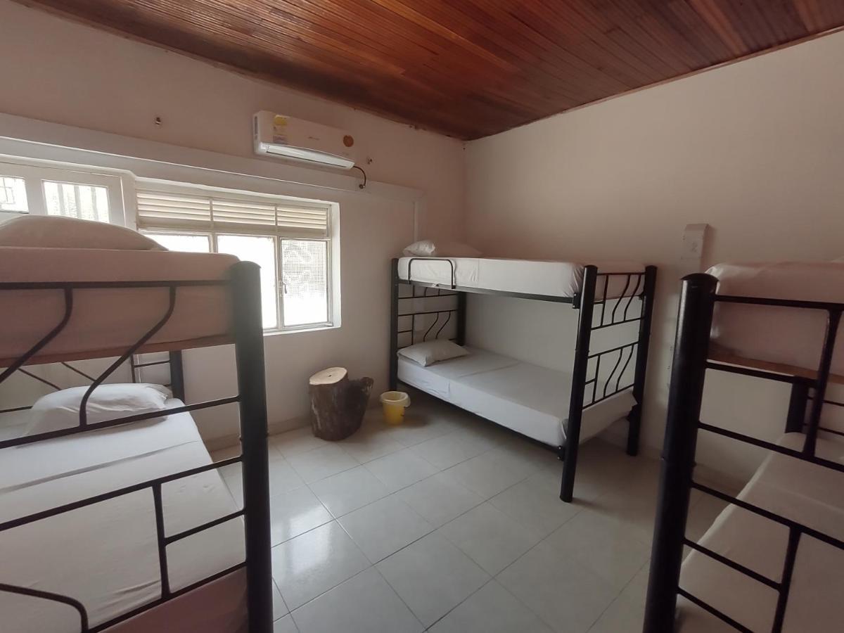 Backpackers And Travellers Hostel Нейва Екстер'єр фото
