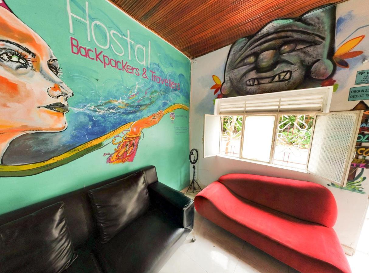 Backpackers And Travellers Hostel Нейва Екстер'єр фото