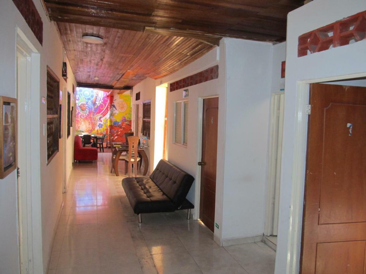 Backpackers And Travellers Hostel Нейва Екстер'єр фото
