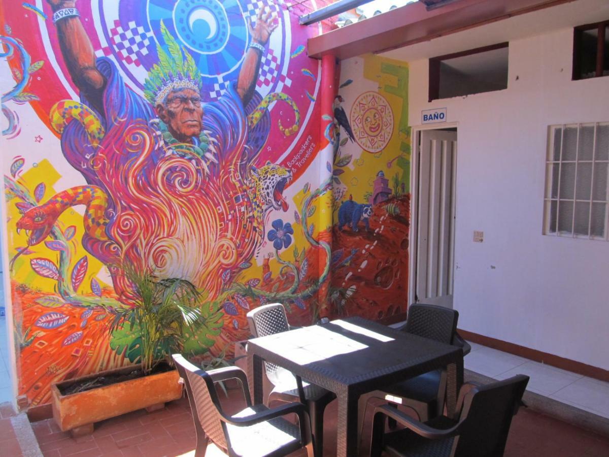 Backpackers And Travellers Hostel Нейва Екстер'єр фото