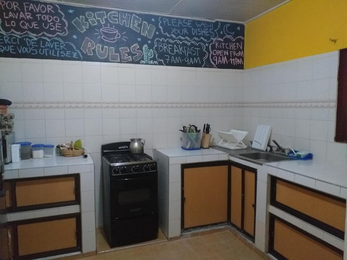 Backpackers And Travellers Hostel Нейва Екстер'єр фото